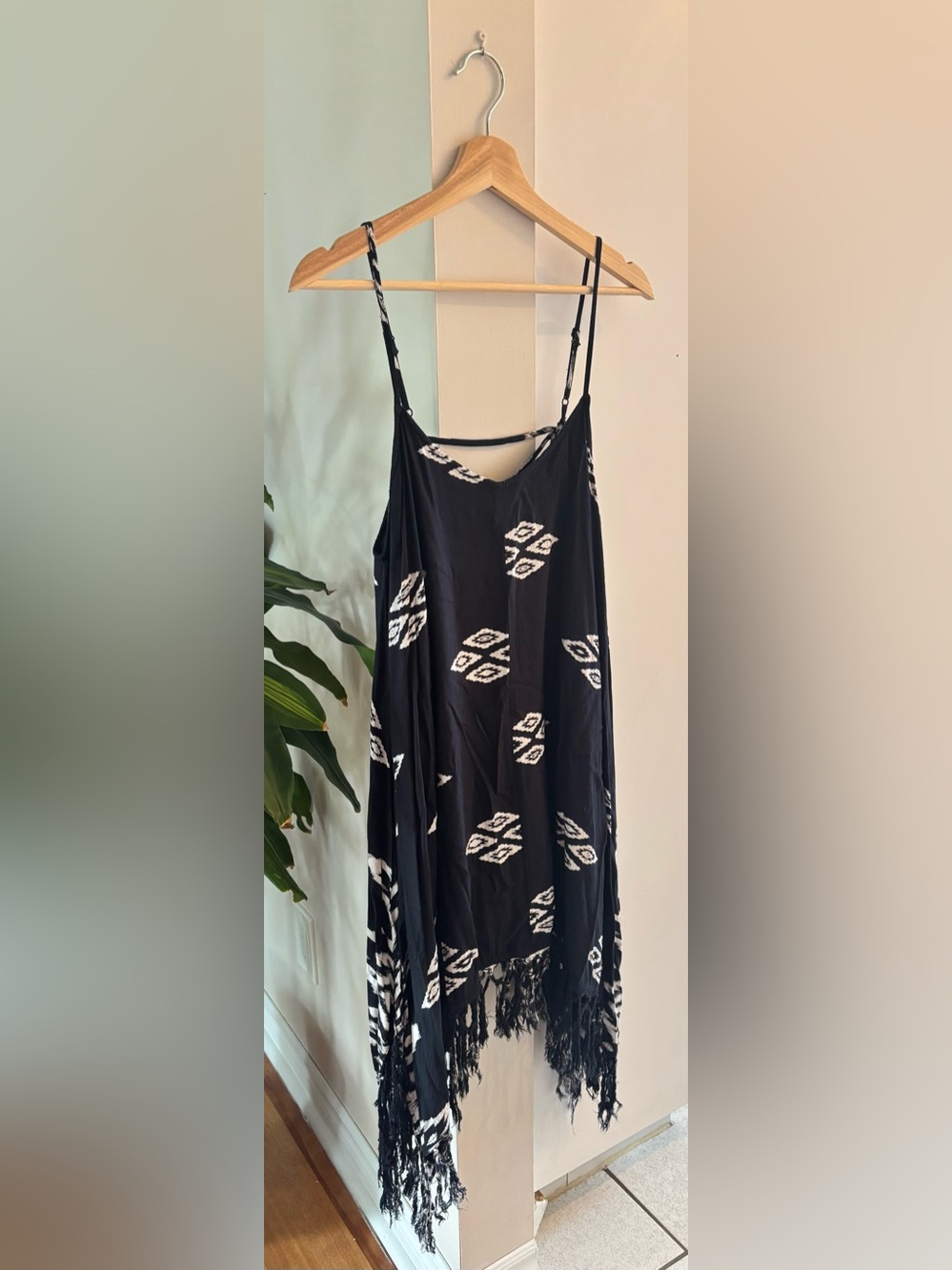Billabong Black & White Fringe Swim Coverup